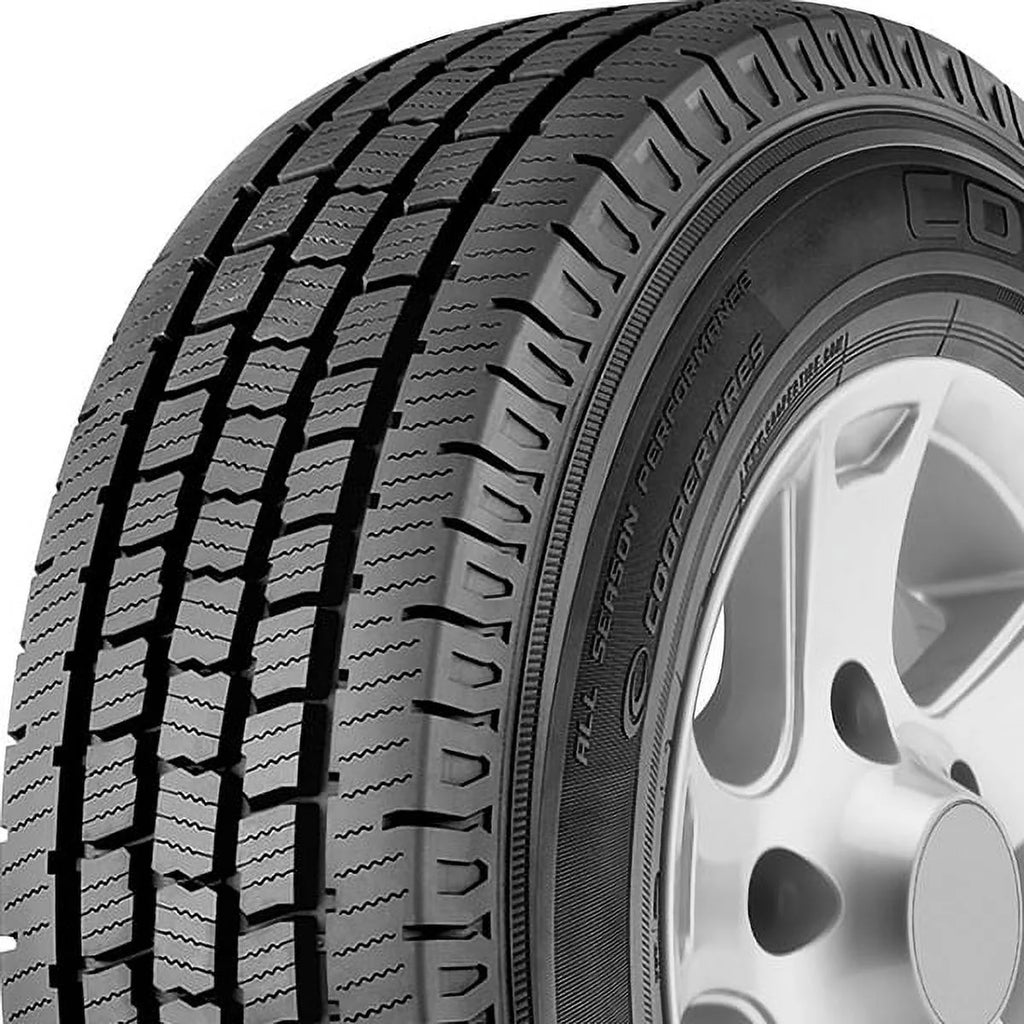 All Season Light Truck Tire O221622