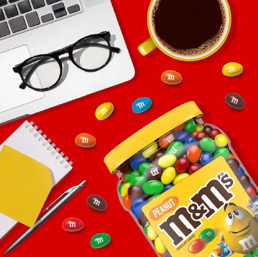 62 Ounce Peanut Chocolate Candies X2111