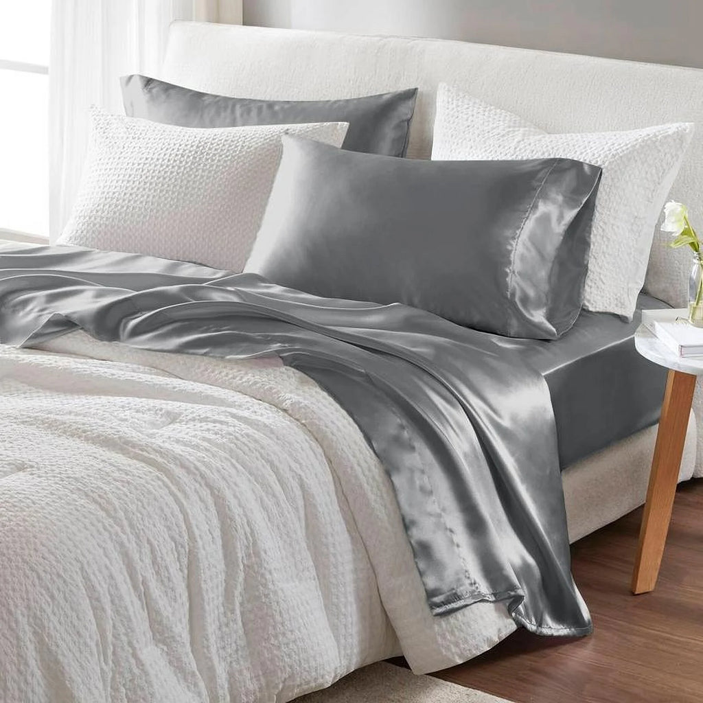6 Piece Satin Sheet Set with Flat Sheet, Fitted Sheet, 4 Pillowcases Q696
