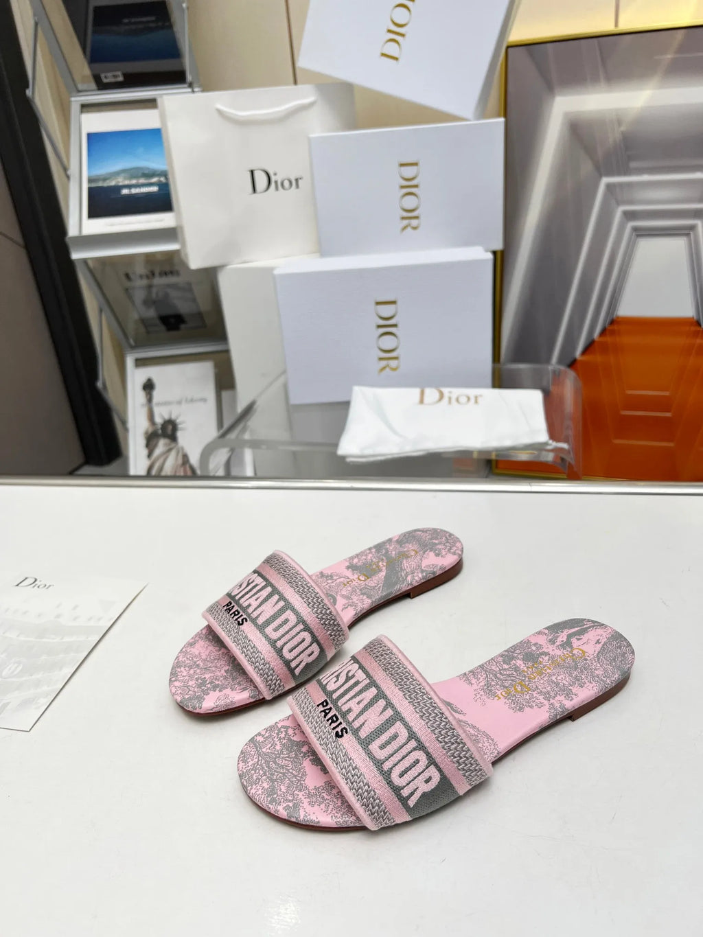 Women Slippers J3144