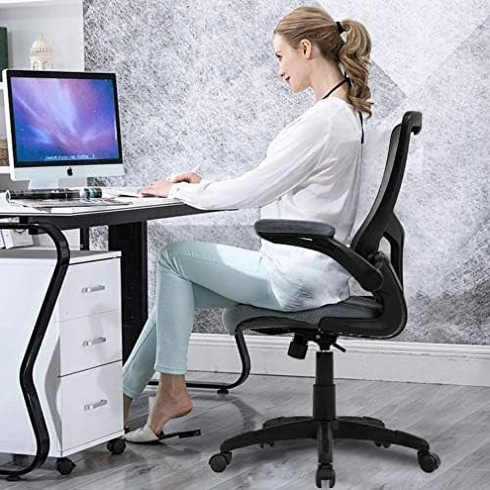 Black Mesh Ergonomic Office Chair with Lumbar Support Q44492