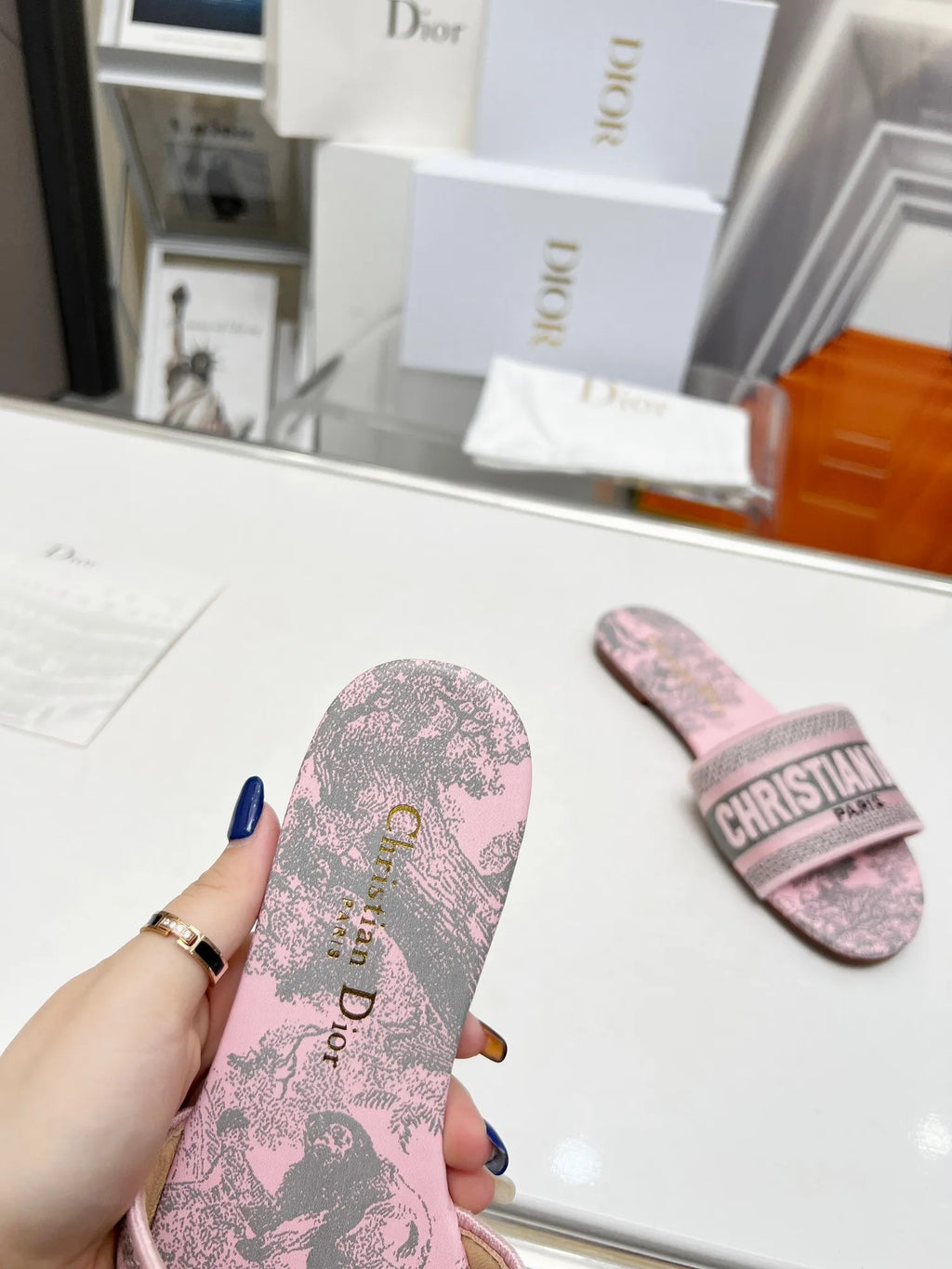 Women Slippers J3144