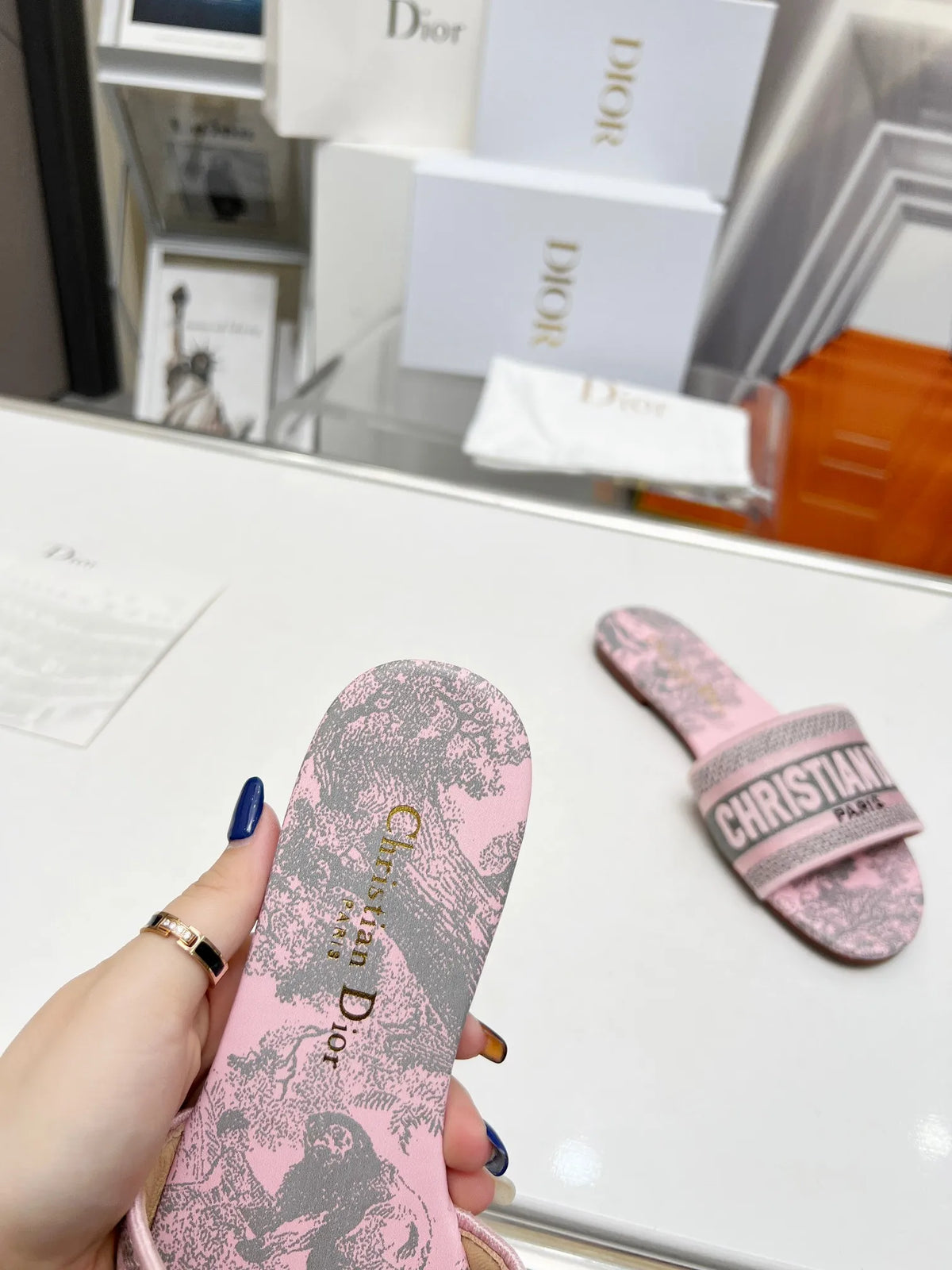 Women Slippers J3144