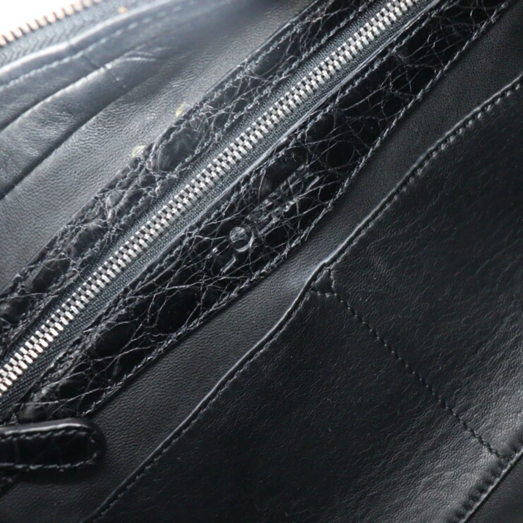 Pre-Owned Leather Suede Handbag P562131