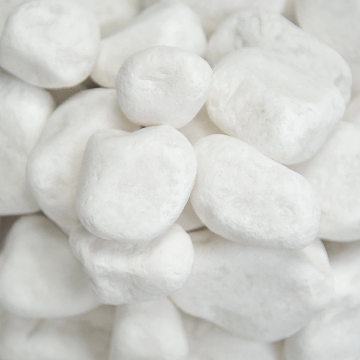 White Marble Bagged Pebbles N836005