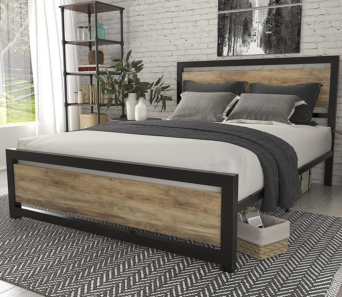 Brown Queen Size Metal Platform Bed Frame with Wooden Headboard U58902