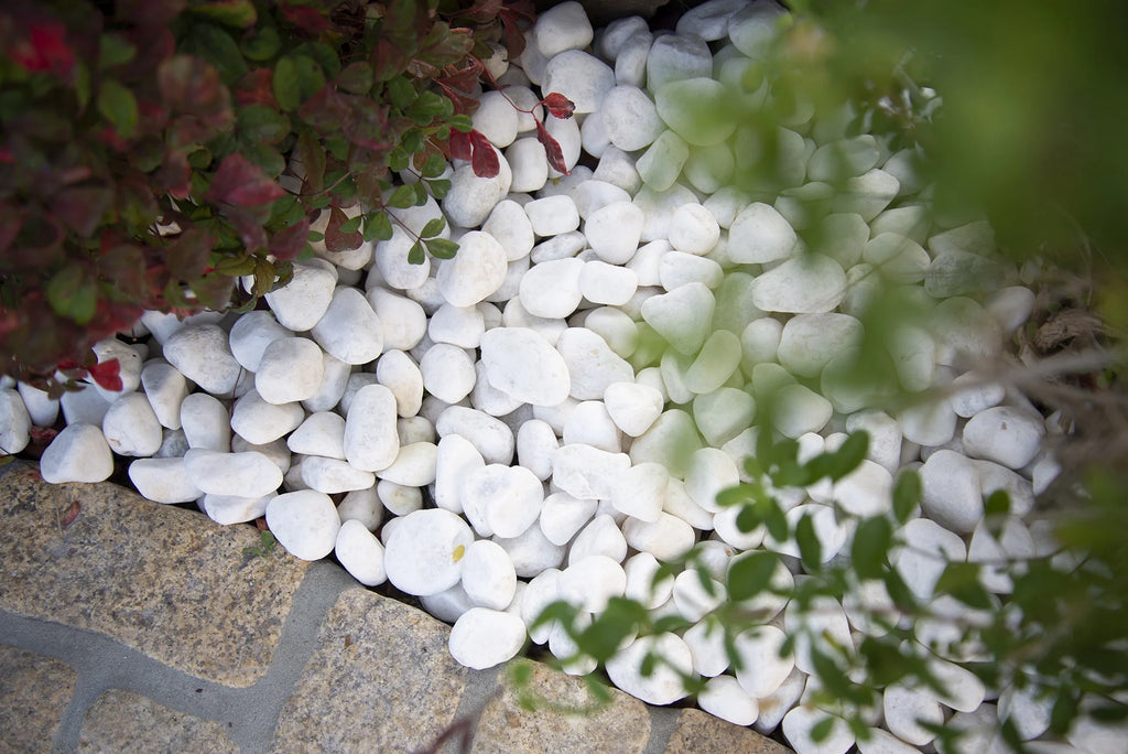 White Marble Bagged Pebbles N836005