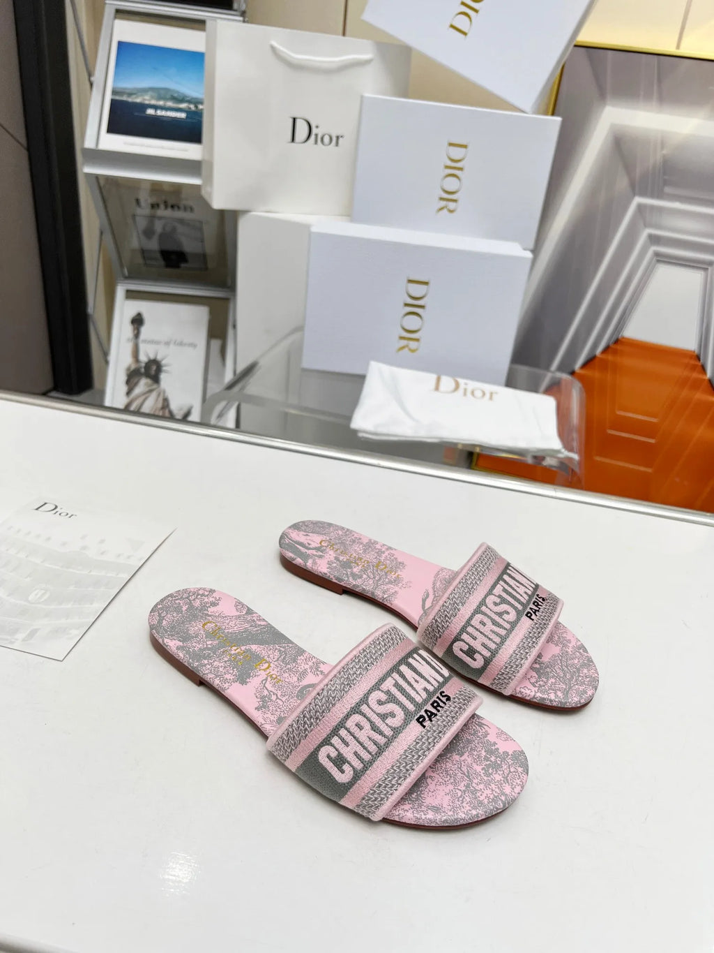 Women Slippers J3144
