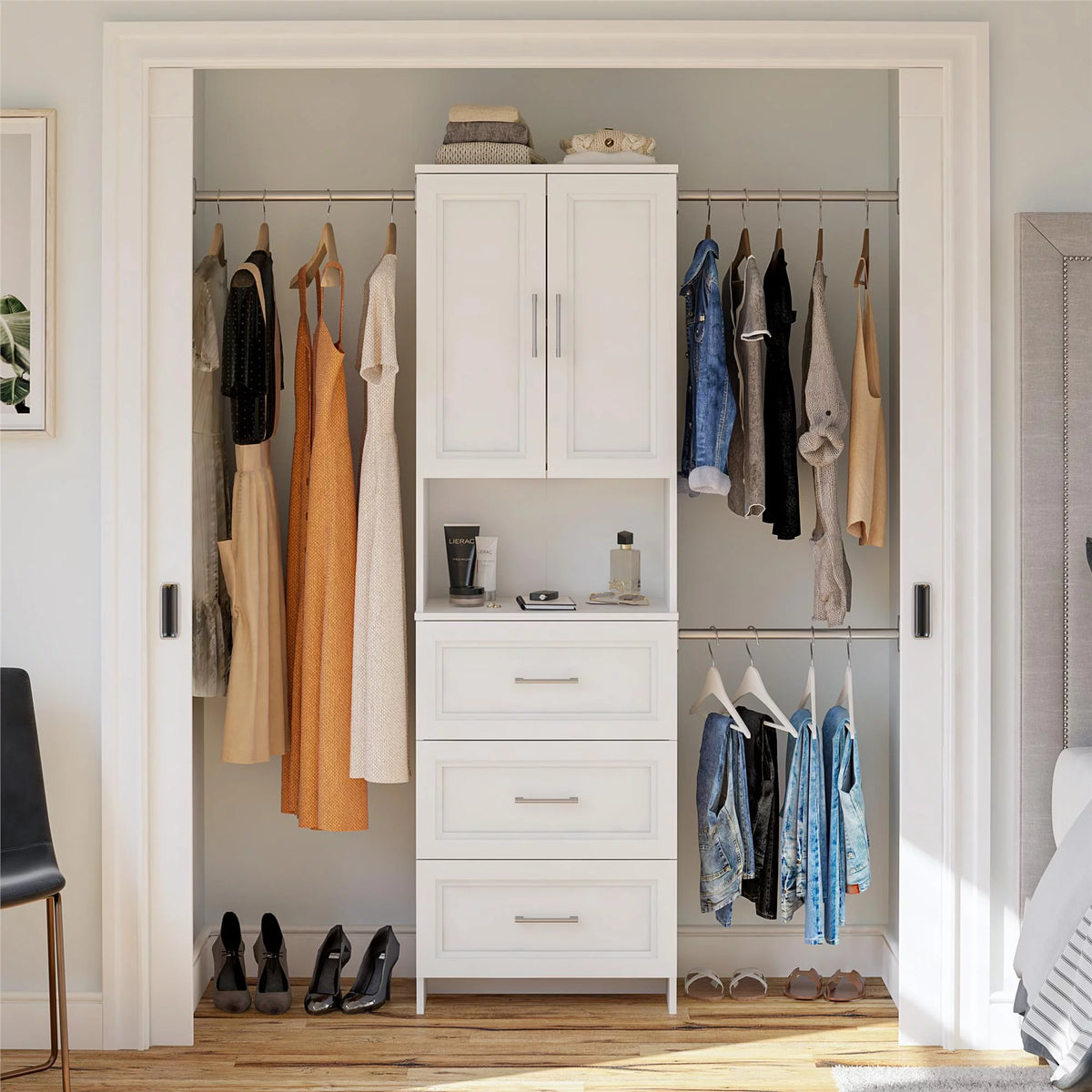 3 Drawer White Closet Storage U924405