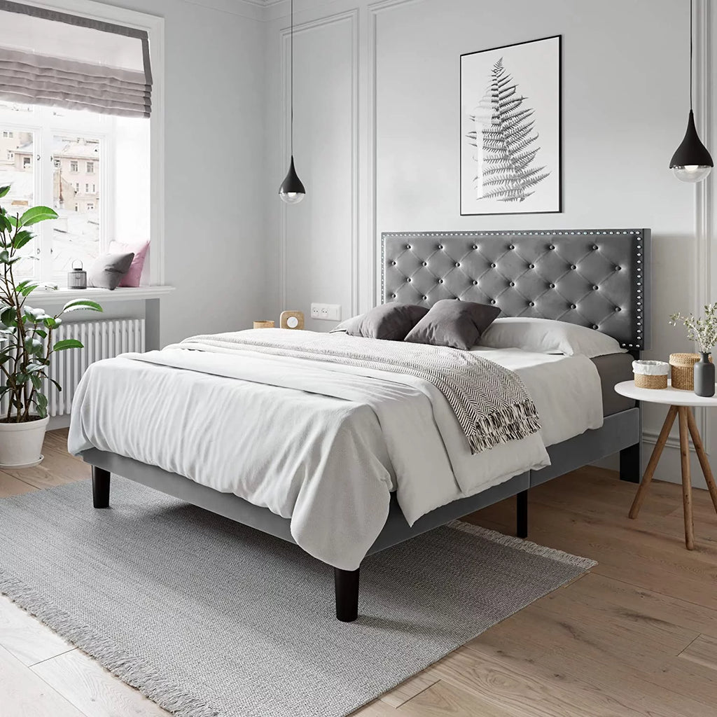 Queen Size Velvet Upholstered Platform Bed with Tufted Headboard O873